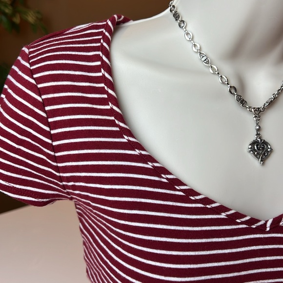❤️ANN TAYLOR 100% PIMA COTTON RED & WHITE STRIPED SHORT SLEEVE V NECK TOP SMALL - Picture 6 of 13